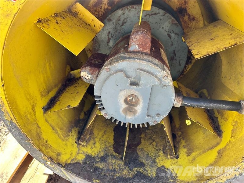 Quantity of (2) Gold'n Air 7 hp Aeration Fan Žitni sušilci