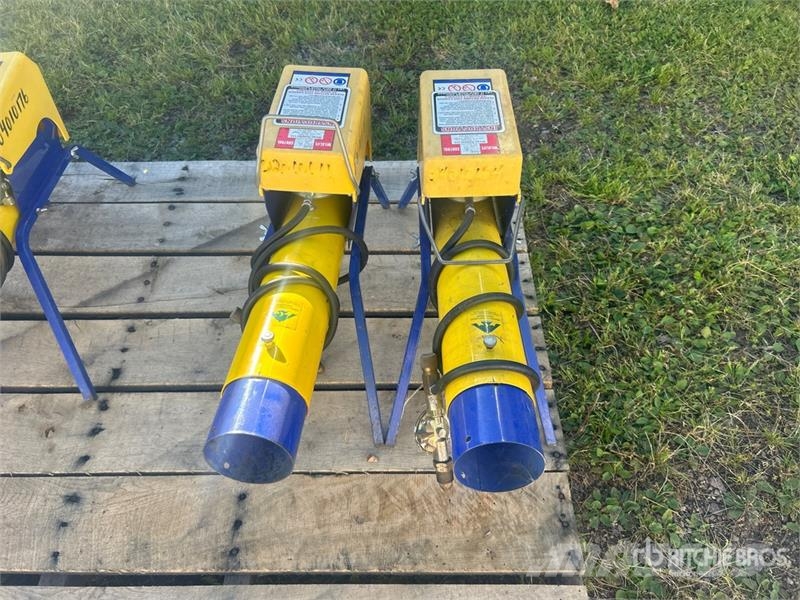 Quantity of (2) Goose Cannons Drugi deli