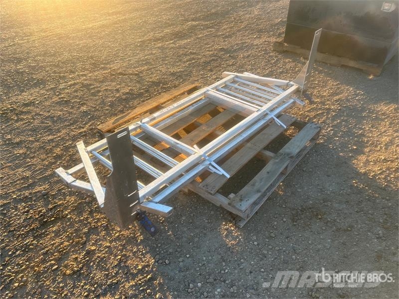 Quantity of (2) Headache Rack - Fits Pickup Andre komponenter