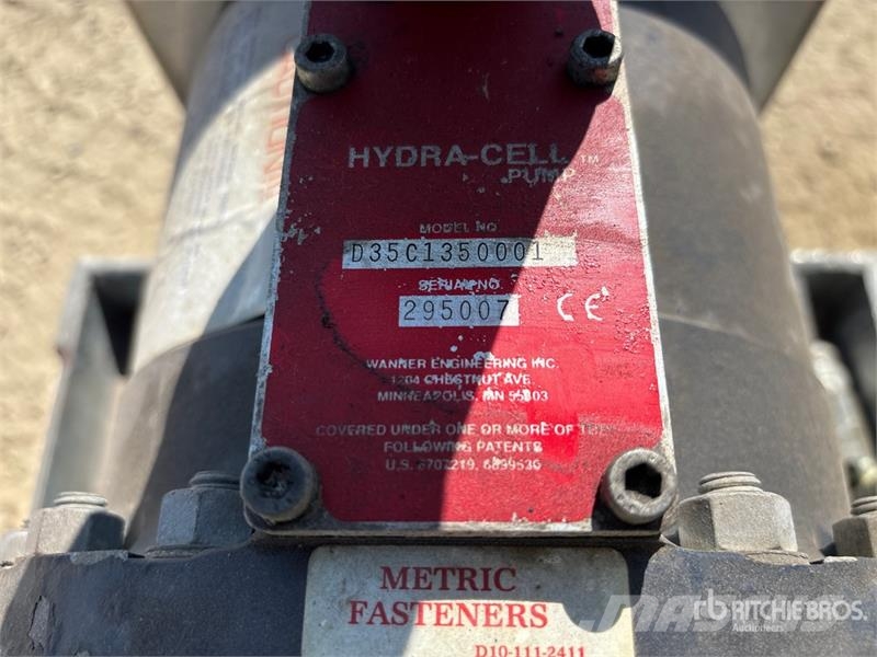 Quantity of (2) Hydra-Cell Pumps Ūdens sūkņi