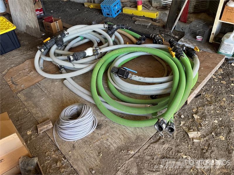 Quantity of 2 in Hose Drugi deli
