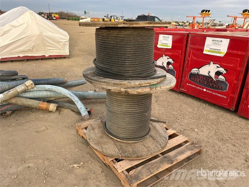  Quantity of (2) Industrial Electrical Cable مكونات أخرى