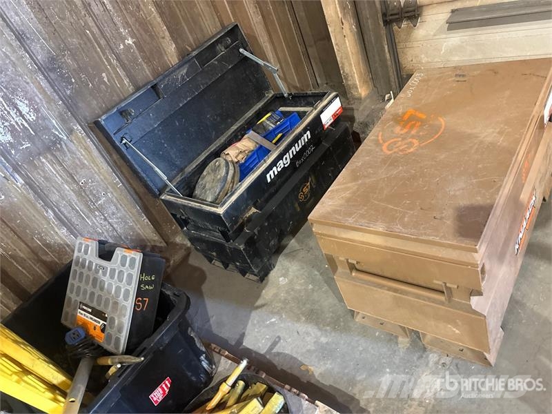 Quantity of (2) Job Site Box Drugi deli