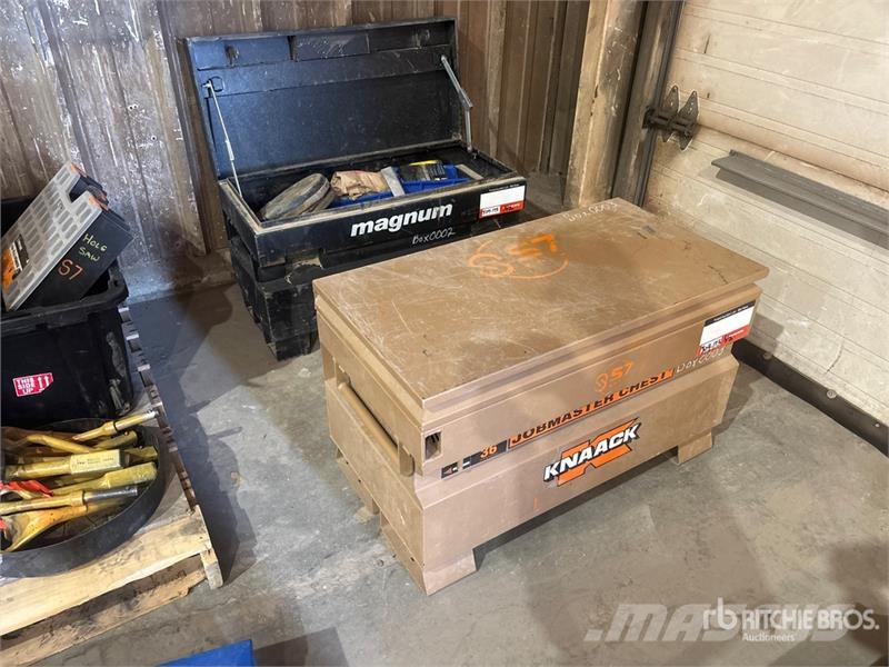 Quantity of (2) Job Site Box Drugi deli