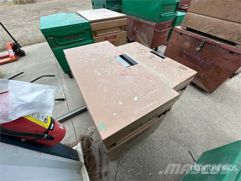  Quantity of (2) Knaack Miscellaneous Job Site Box Drugi deli