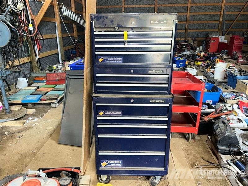  Quantity of (2) Mastercraft Cabinet Tool Box Строителство - Други