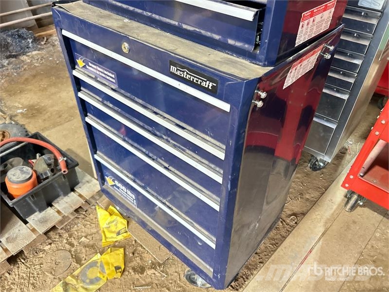  Quantity of (2) Mastercraft Cabinet Tool Box Строителство - Други