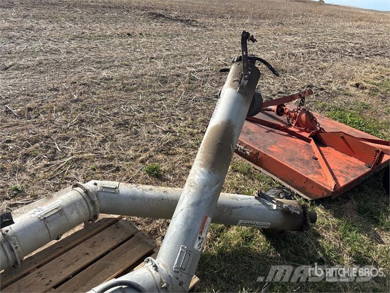 Quantity of (2) Michel's Drill Fill Hopper Augers Stroje a zařízení pro zpracování a skladování zemědělských plodin - Jiné