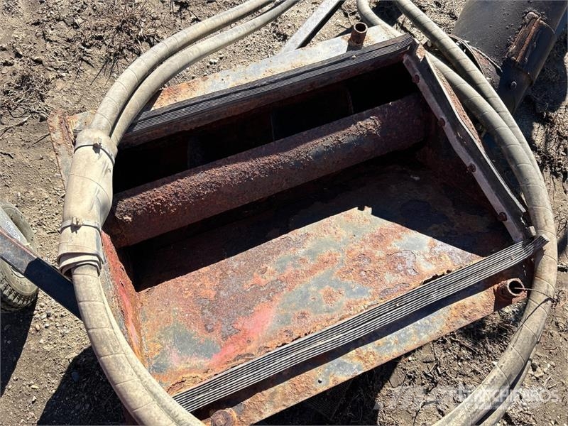  Quantity of (2) Michel's Hydraulic Hopper Auger Afgrødehåndtering - Andet udstyr
