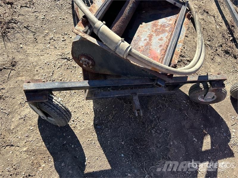  Quantity of (2) Michel's Hydraulic Hopper Auger Afgrødehåndtering - Andet udstyr