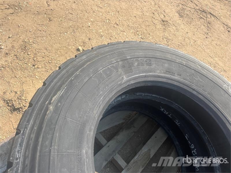 Quantity of (2) Michelin XDY- EX2 11R24.5 Tires (U Tyres, wheels and rims