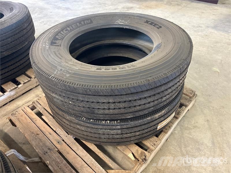 Quantity of (2) Michelin XZE2 11R24.5 Tires (Unuse Tyres, wheels and rims