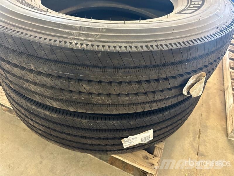 Quantity of (2) Michelin XZE2 11R24.5 Tires (Unuse Tyres, wheels and rims