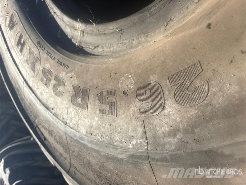  Quantity of (2) Michelin 26.5R25 Tires - Fits Whee الإطارات والعجلات والحافات