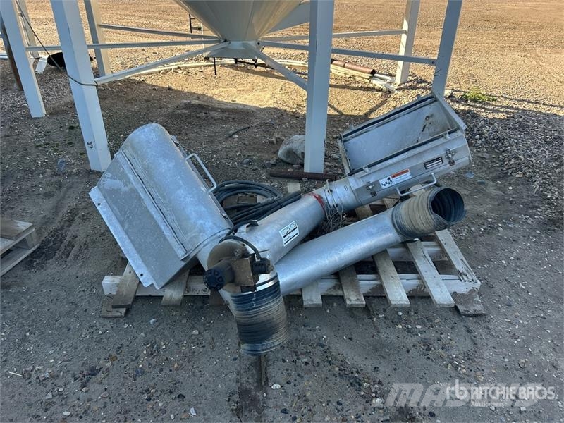  Quantity of (2) Michels Hopper Auger Foredlings- og lagerhåndteringsutstyr - Annet