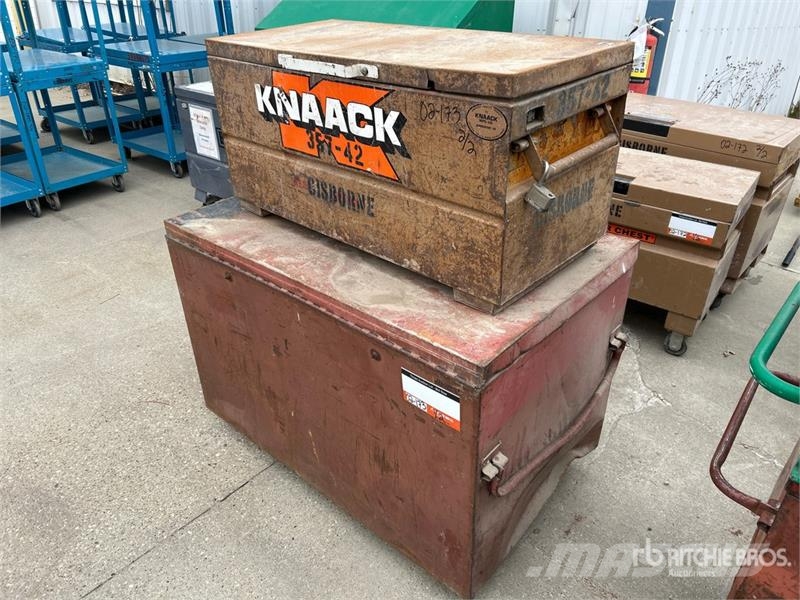 Quantity of (2) Miscellaneous Job Site Box Drugi deli