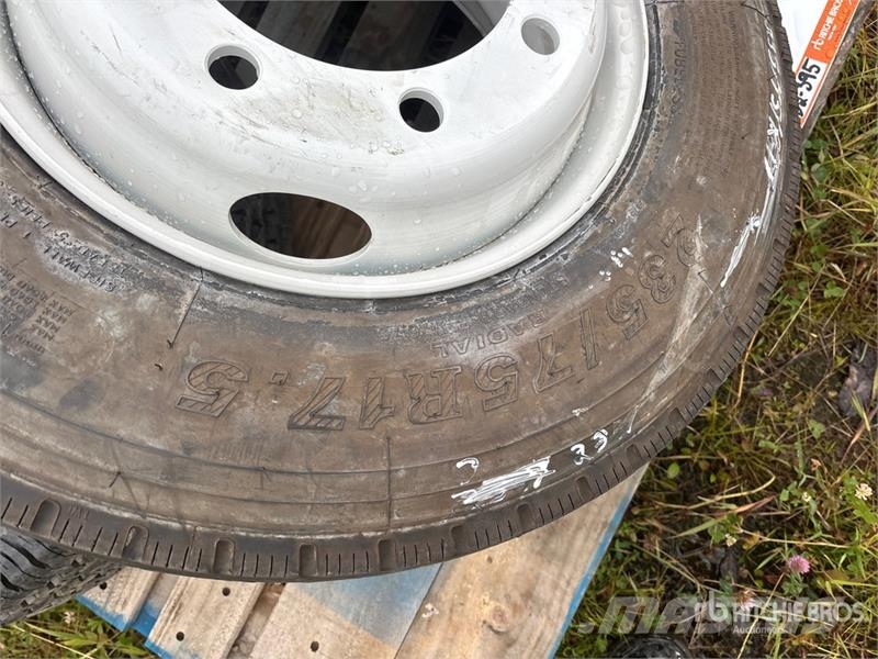 Quantity of (2) Mixed Tires Tyres, wheels and rims
