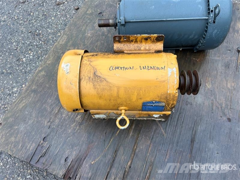  Quantity of (2) Motor Ostale komponente za građevinarstvo