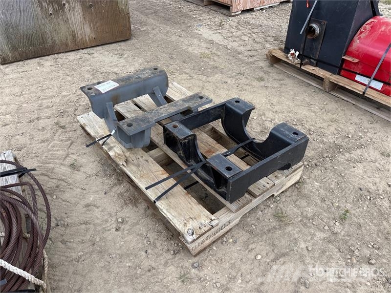 Quantity of (2) Mounting Bracket Ostalo za građevinarstvo
