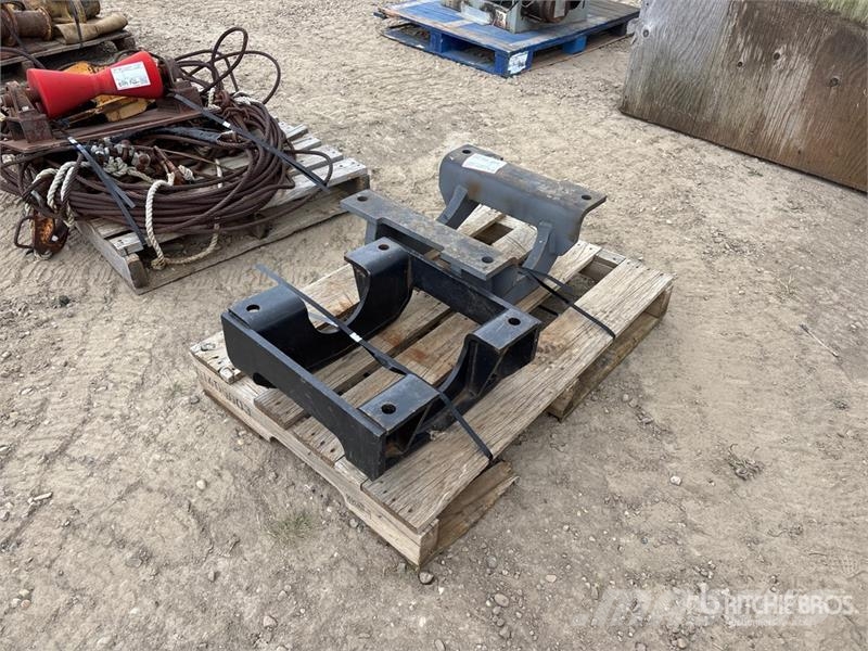 Quantity of (2) Mounting Bracket Ostalo za građevinarstvo