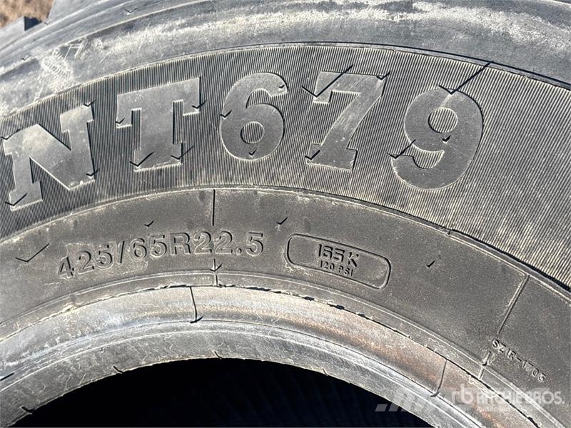  Quantity of (2) Neoterra 425/65R22.5 Tires Шины и колёса