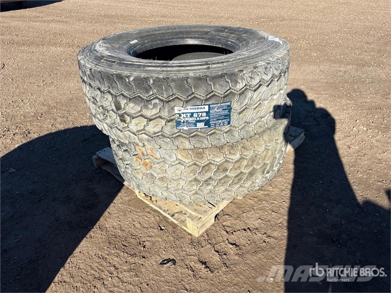  Quantity of (2) Neoterra 425/65R22.5 Tires الإطارات والعجلات والحافات