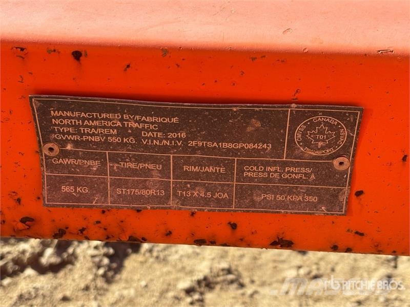 Quantity of (2) North American Construction Traff Transport - drugo