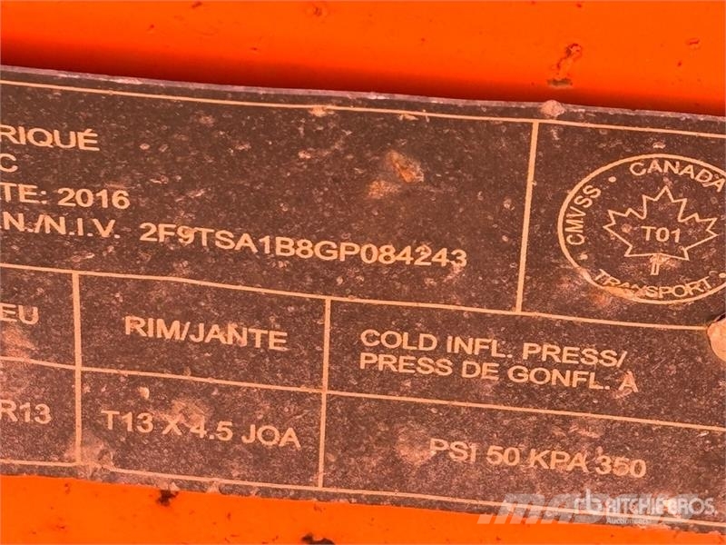 Quantity of (2) North American Construction Traff Transport - drugo
