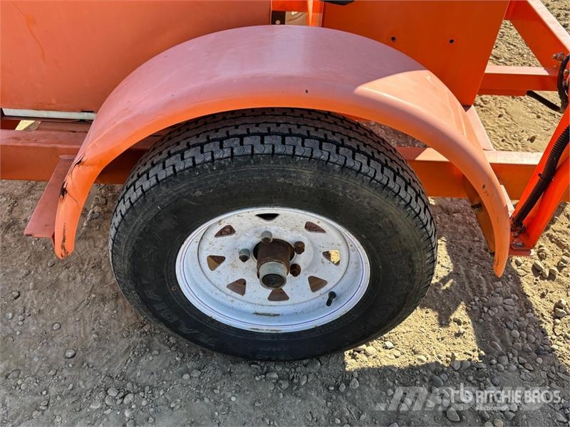 Quantity of (2) North American Construction Traff Transport - drugo