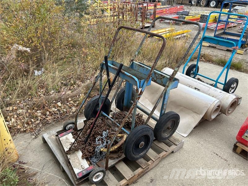  Quantity of (2) Oxyacetylene Torch Carts Muut maatalouskoneet