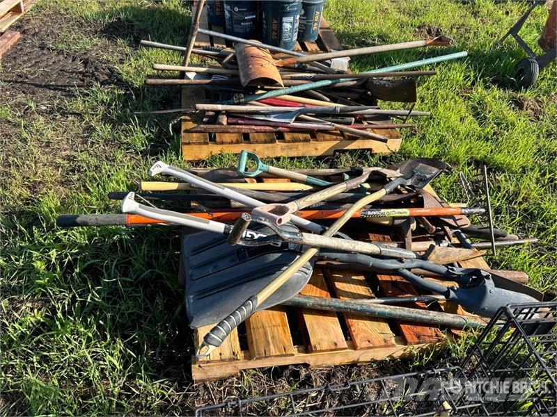 Quantity of (2) Pallets of Hand Tools, Shovels, Ra Drugi deli