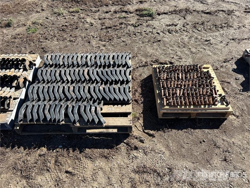  Quantity of (2) Pallets of (74) 1 in Seed Tube Kiti naudoti statybos komponentai