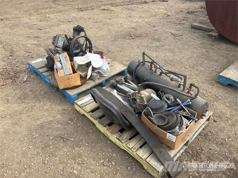 Quantity of (2) Pallets of Miscellaneous Parts Transportes - Outros