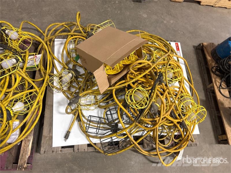 Quantity of (2) Pallets of Job-Site String Work Li مكونات أخرى