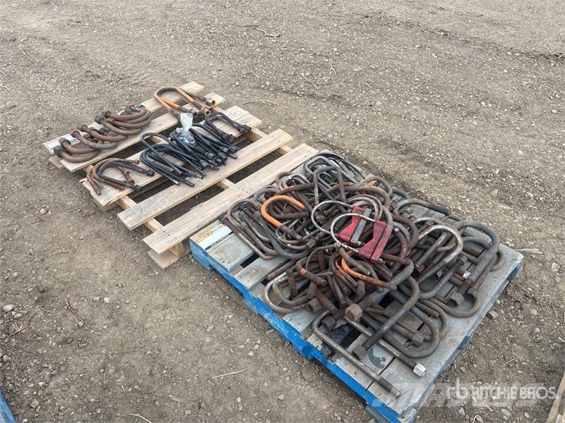 Quantity of (2) Pallets of U-Bolts Transportes - Outros
