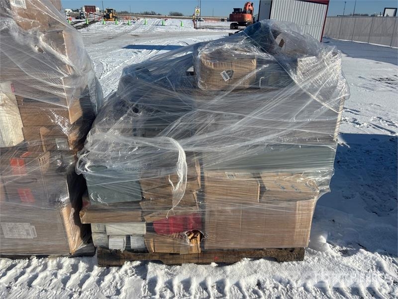 Quantity of (2) Pallets of OSMI Supplies & Equipme Équipement de forage de pétrole et de gaz
