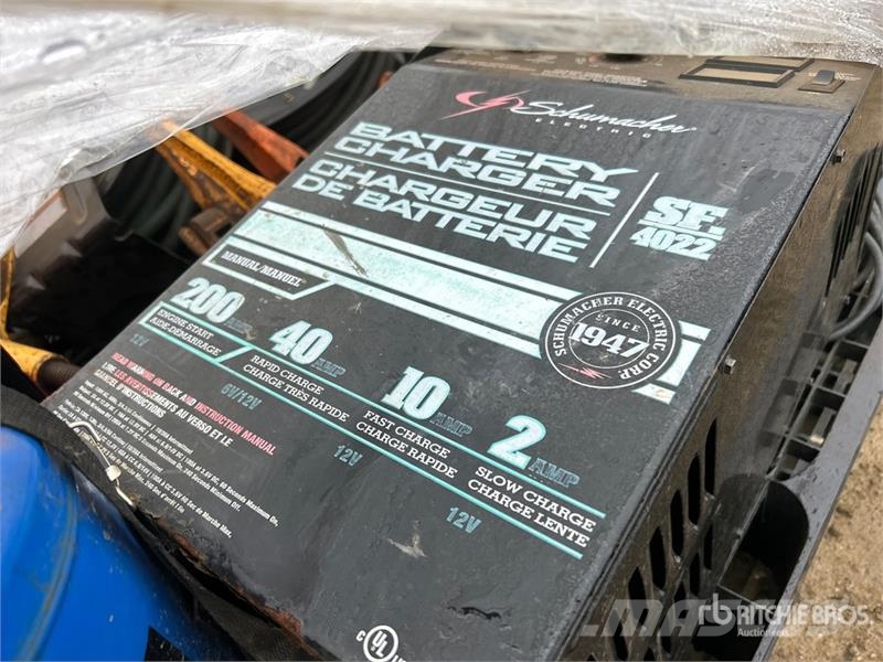  Quantity of (2) Pallets of Tools, Hose Reels مكونات أخرى