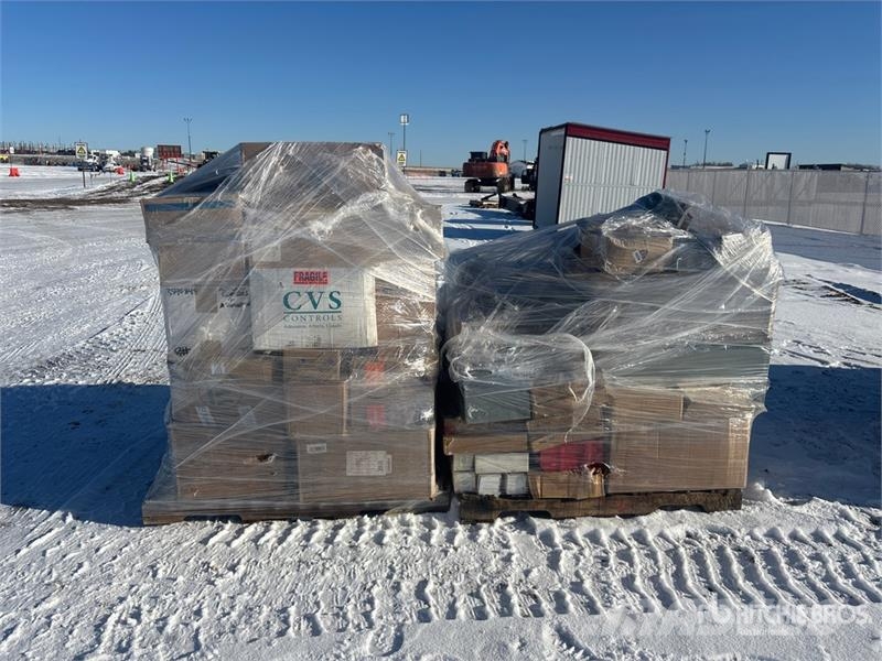 Quantity of (2) Pallets of OSMI Supplies & Equipme Équipement de forage de pétrole et de gaz