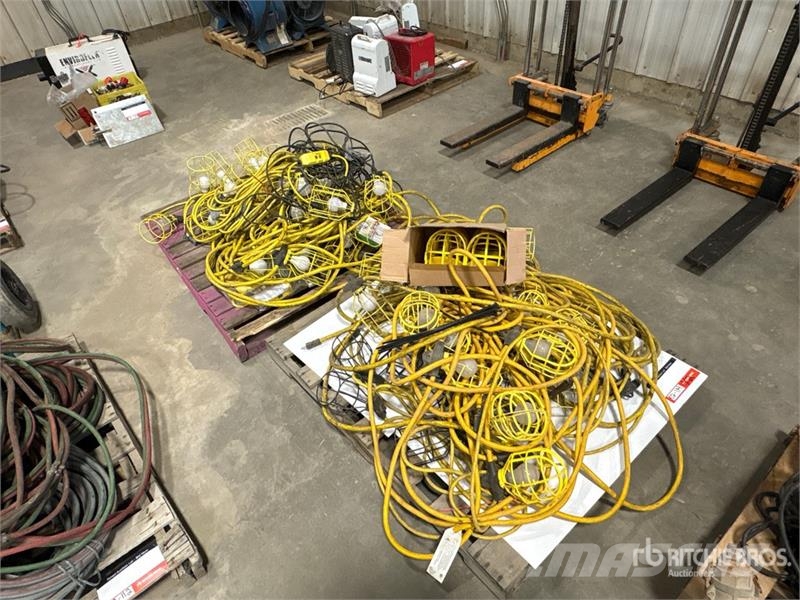 Quantity of (2) Pallets of Job-Site String Work Li مكونات أخرى