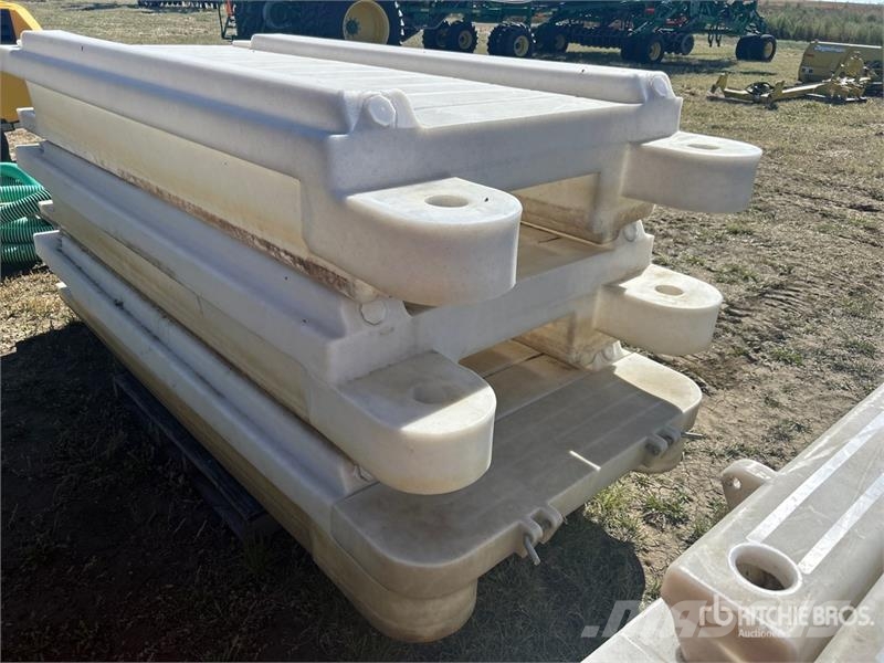  Quantity of (2) Pallets of Hold-On Floating Dock S Kiti naudoti statybos komponentai