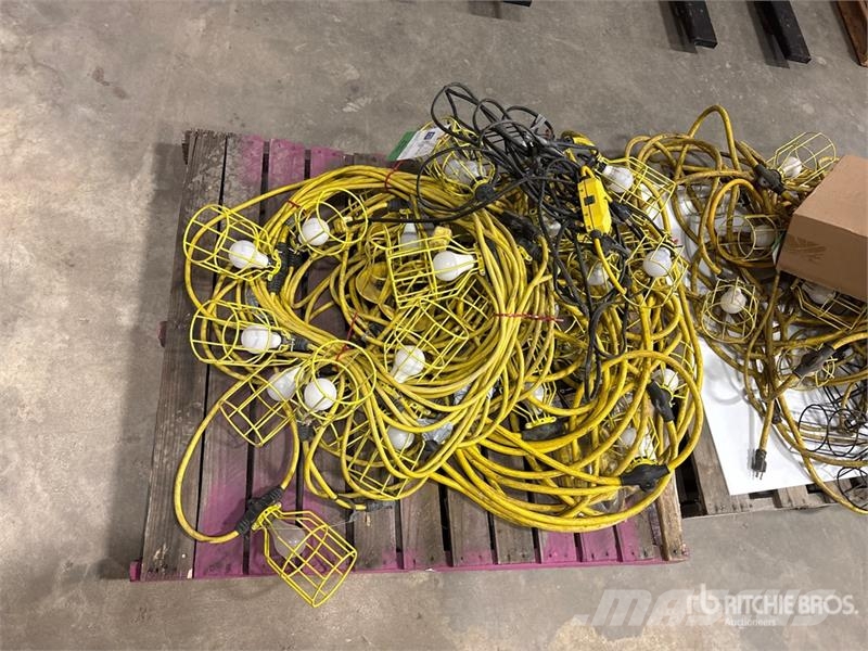 Quantity of (2) Pallets of Job-Site String Work Li مكونات أخرى