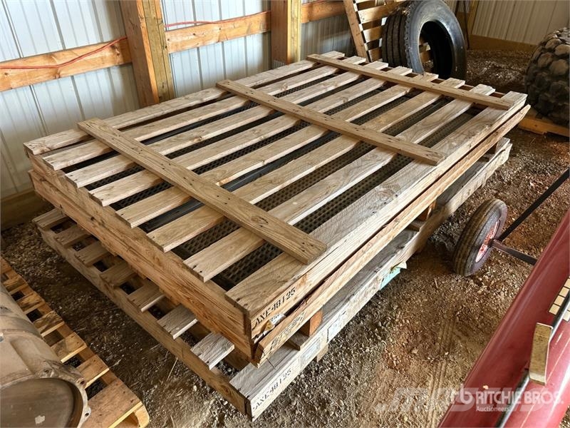 Quantity of (2) Pallets of Combine Sieve (Unused) Inne akcesoria