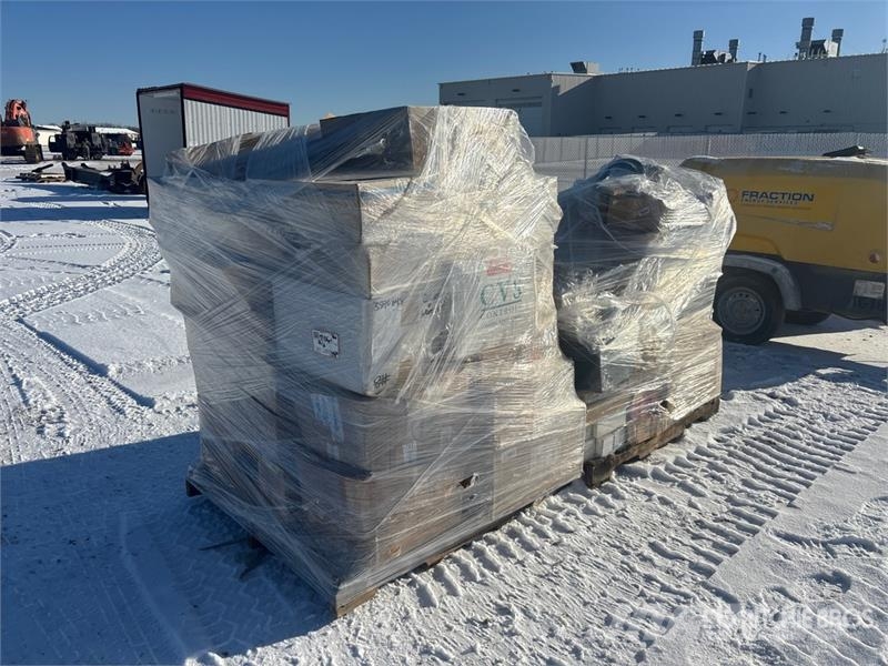 Quantity of (2) Pallets of OSMI Supplies & Equipme Équipement de forage de pétrole et de gaz