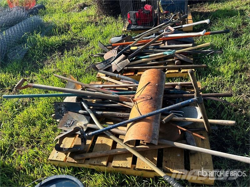 Quantity of (2) Pallets of Hand Tools, Shovels, Ra Drugi deli
