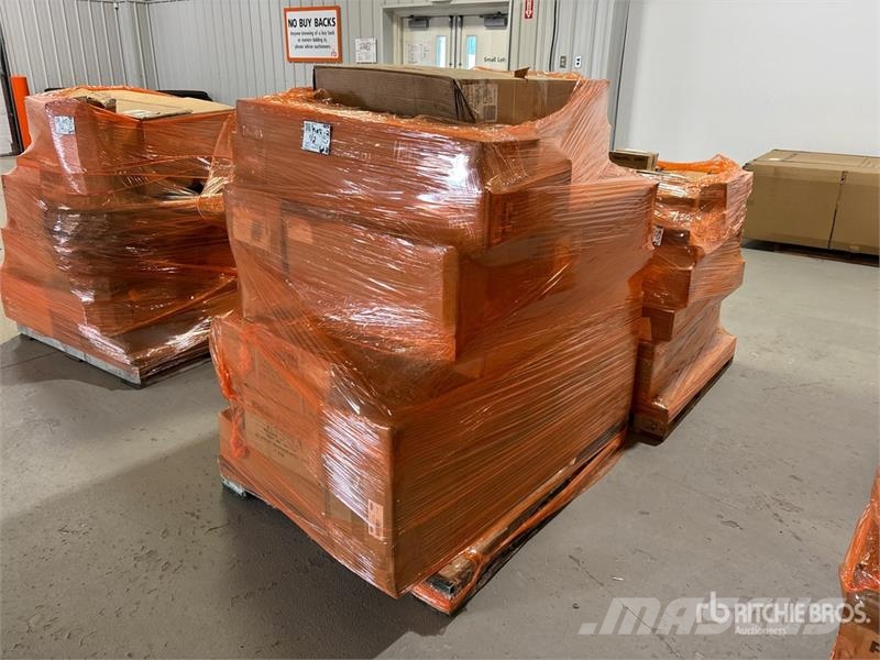  Quantity of (2) Pallets of Polaris Parts Andre komponenter