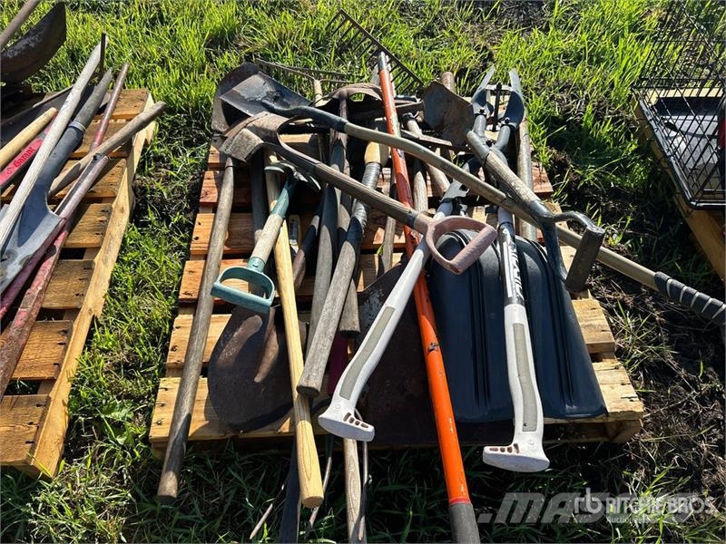 Quantity of (2) Pallets of Hand Tools, Shovels, Ra Drugi deli