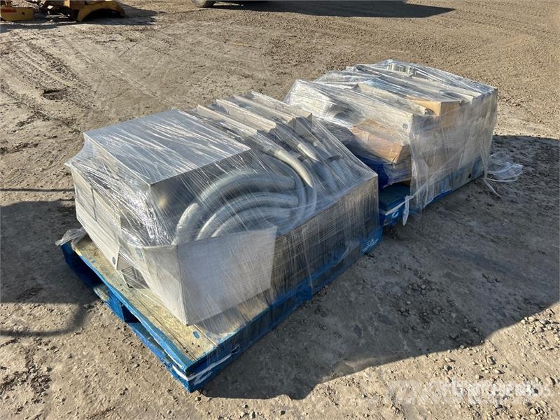 Quantity of (2) Pallets of Miscellaneous Electrica Andre komponenter