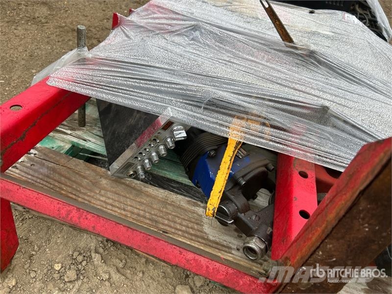  Quantity of (2) Pallets of Tools, Hose Reels مكونات أخرى