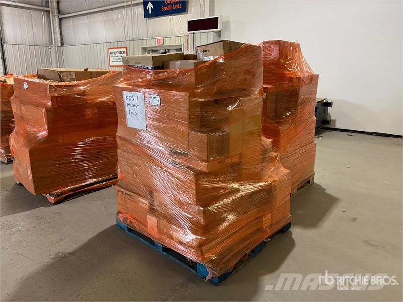 Quantity of (2) Pallets of Polaris Parts Kiti naudoti statybos komponentai