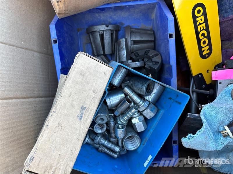  Quantity of (2) Pallets of Shop Supplies Kiti naudoti statybos komponentai